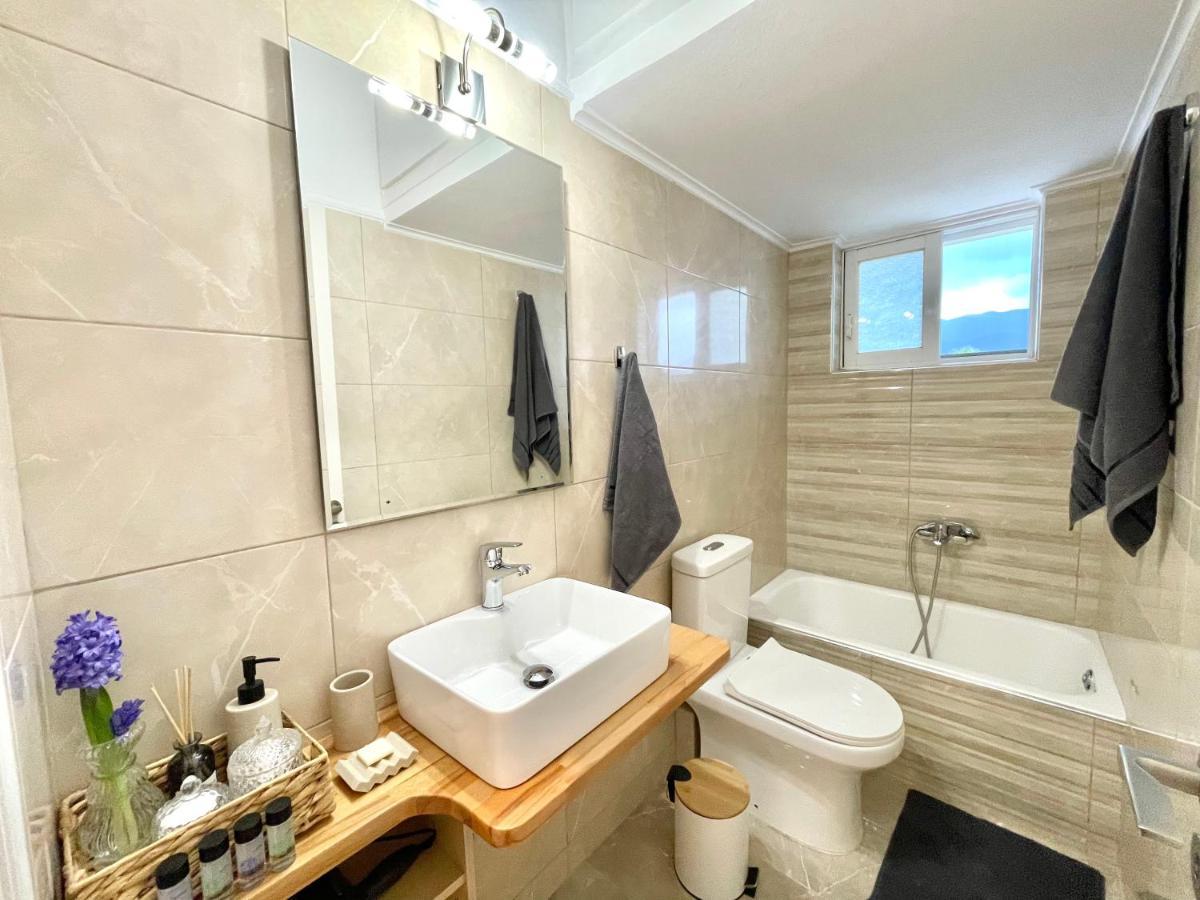 Kapa Central Apartment Kalamata Bagian luar foto